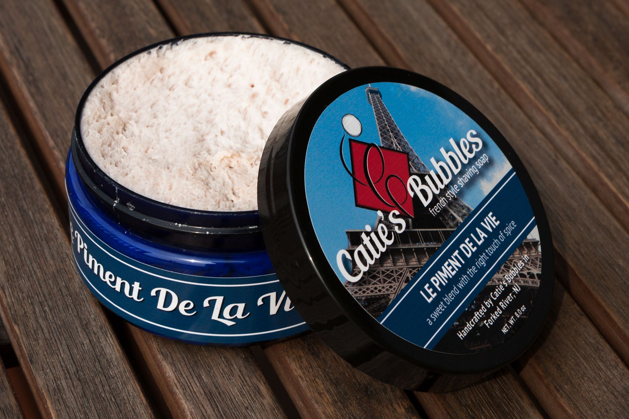 Słoik z mydłem do golenia Catie’s Bubbles Le Piment de la Vie Shaving Soap